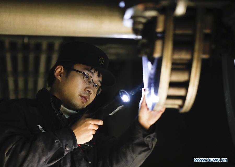 CHINA-CHONGQING-BULLET TRAIN-OVERHAUL-SPRING FESTIVAL (CN)