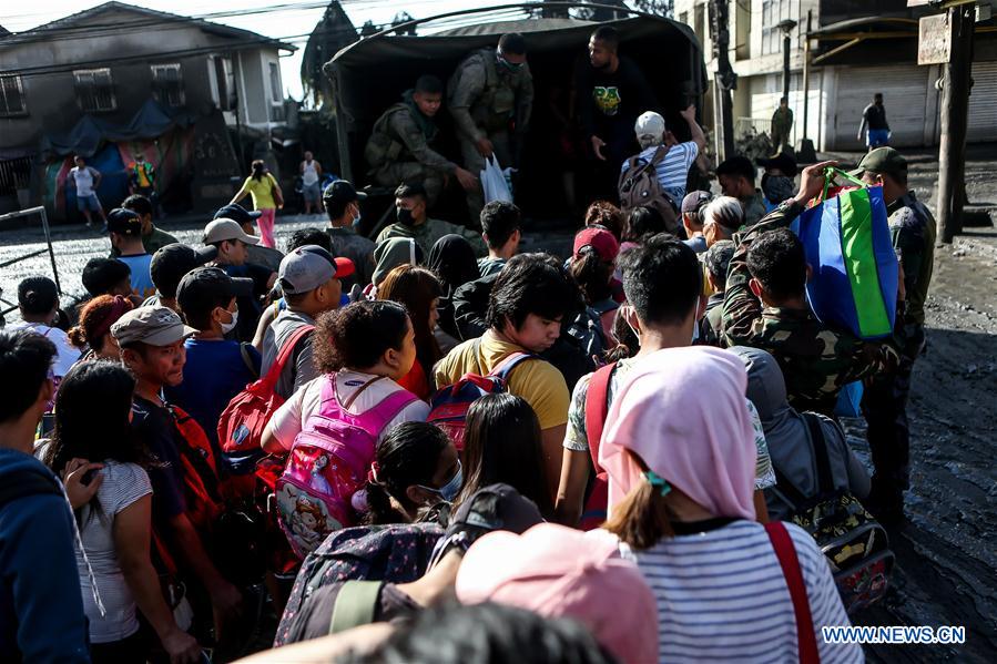 PHILIPPINES-TAAL VOLCANO-EVACUEES