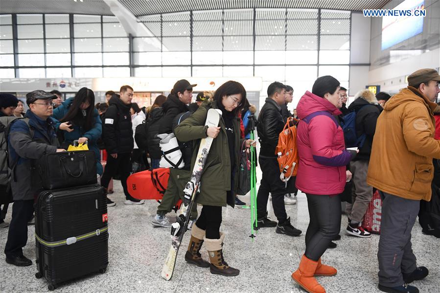 CHINA-BEIJING-SKIER-BEIJING-ZHANGJIAKOU HIGH-SPEED RAILWAY-RIDE (CN)