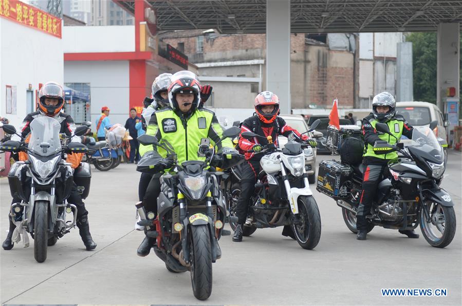 CHINA-FUJIAN-SPRING FESTIVAL-TRAVEL RUSH-MOTORBIKE FLEETS (CN)
