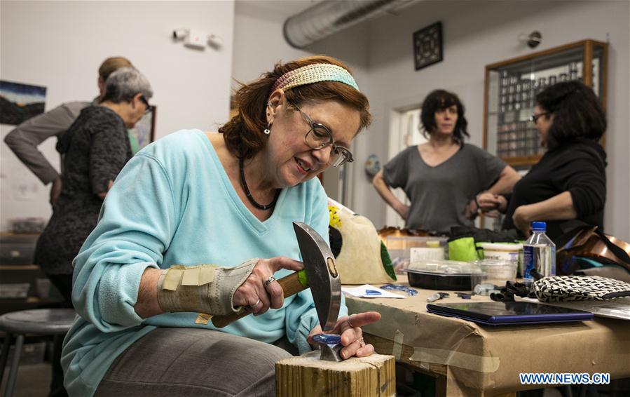 U.S.-CHICAGO-MOSAIC SCHOOL