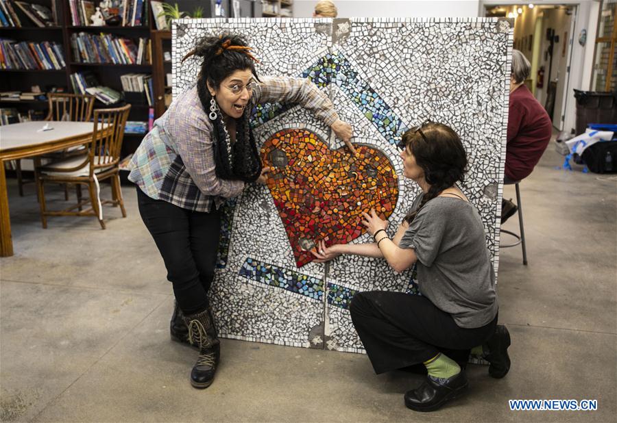 U.S.-CHICAGO-MOSAIC SCHOOL