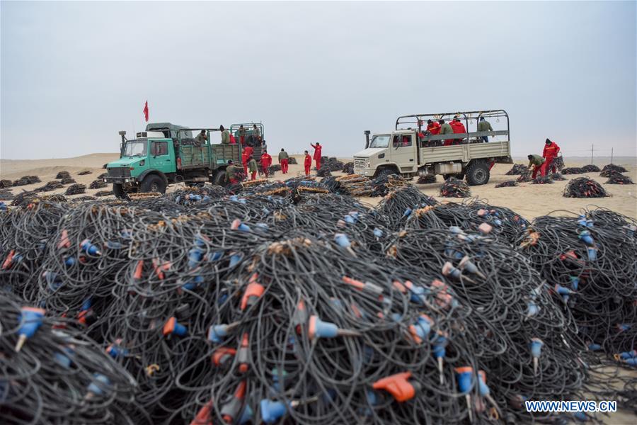 CHINA-XINJIANG-GEOPHYSICAL SURVEY-WORKER (CN)