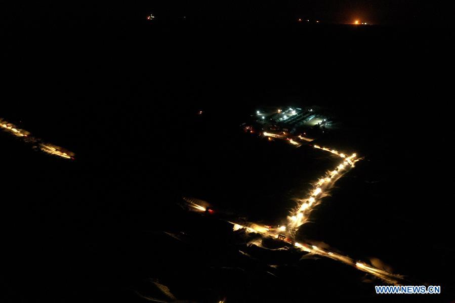 CHINA-XINJIANG-GEOPHYSICAL SURVEY-WORKER (CN)