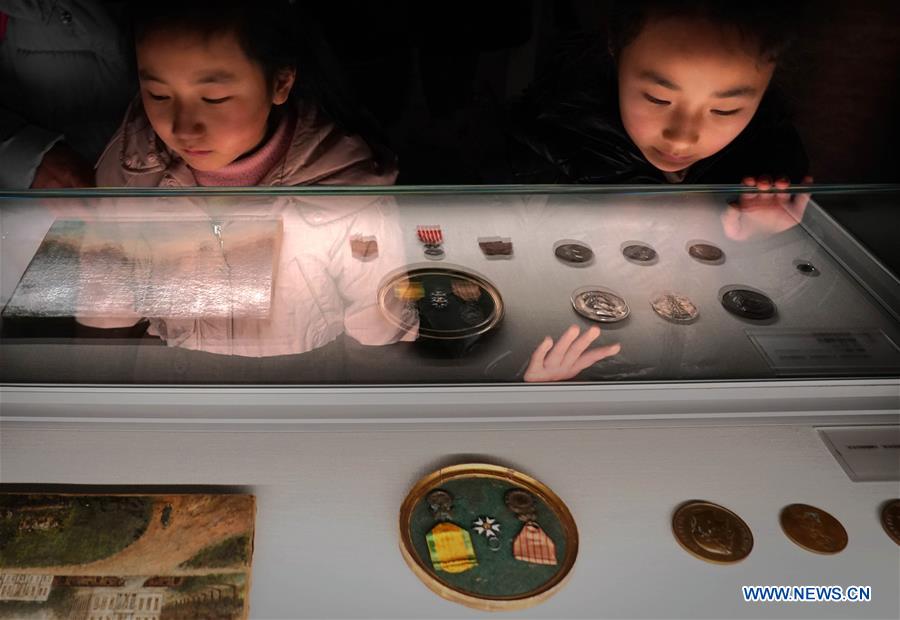 CHINA-ZHENGZHOU-CULTURAL RELICS-NAPOLEON-EXHIBITION (CN)