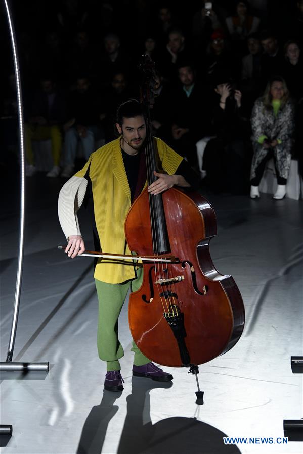 FRANCE-PARIS-FASHION WEEK-ISSEY MIYAKE
