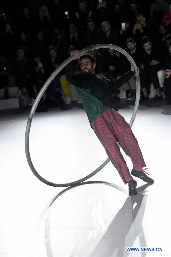 FRANCE-PARIS-FASHION WEEK-ISSEY MIYAKE