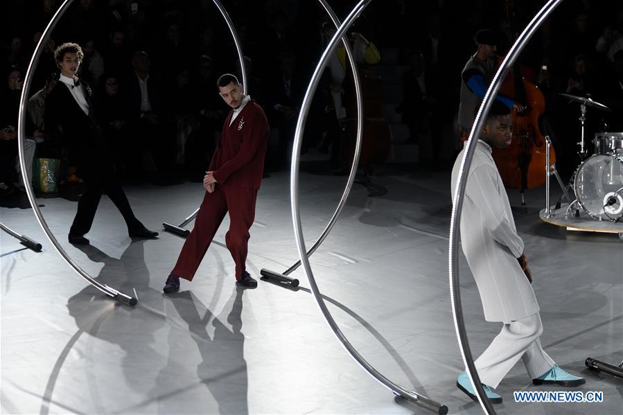 FRANCE-PARIS-FASHION WEEK-ISSEY MIYAKE