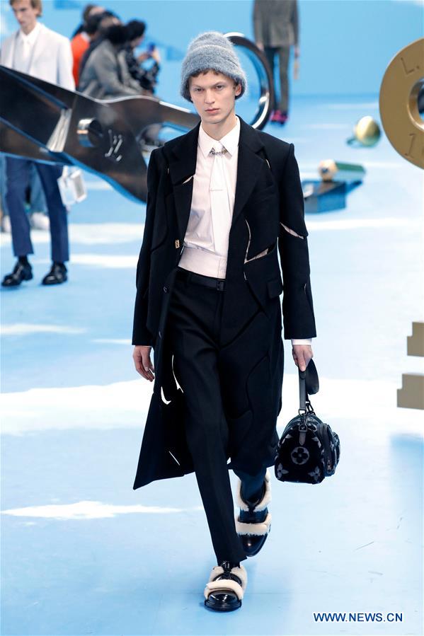 FRANCE-PARIS-FASHION WEEK-LOUIS VUITTON