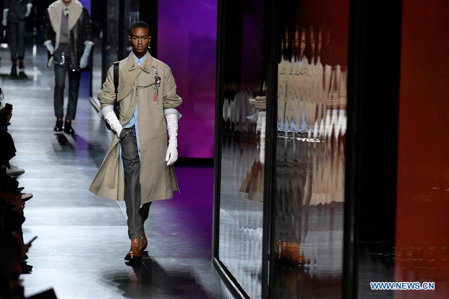 FRANCE-PARIS-FASHION WEEK-DIOR HOMME