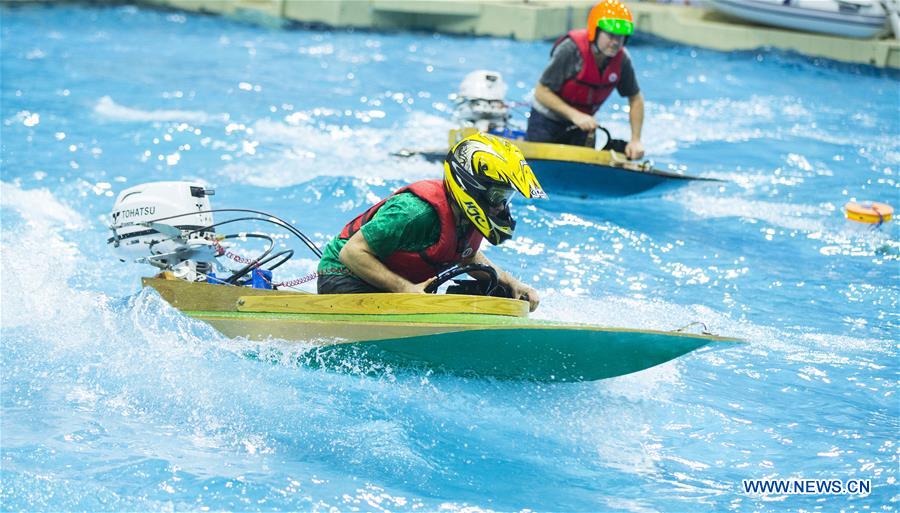 (SP)CANADA-TORONTO-INDOOR SEA FLEA RACE
