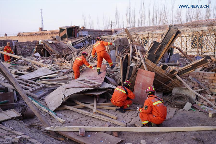 CHINA-XINJIANG-KASHGAR-EARTHQUAKE-RESCUE (CN)