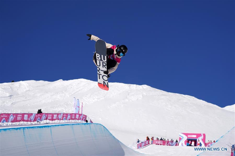 (SP)SWITZERLAND-LEYSIN-WINTER YOG-SNOW BOARD-WOMEN'S HALFPIPE-FINAL