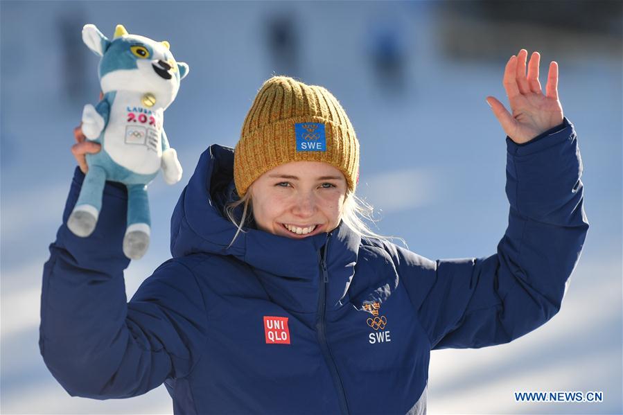 (SP)SWITZERLAND-LE CHENIT-WINTER YOG-CROSS-COUNTRY SKIING-WOMEN'S 5KM CLASSIC