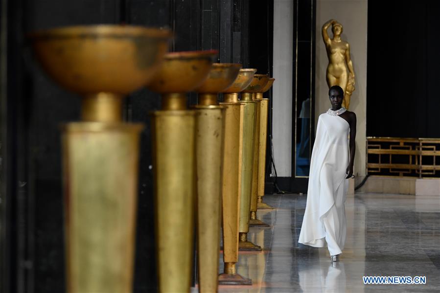 FRANCE-PARIS-FASHION WEEK-STEPHANE ROLLAND-HAUTE COUTURE