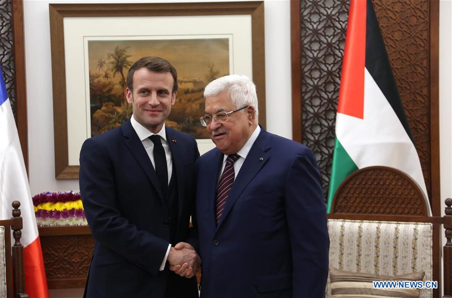 MIDEAST-RAMALLAH-FRANCE-MACRON-ABBAS-MEETING