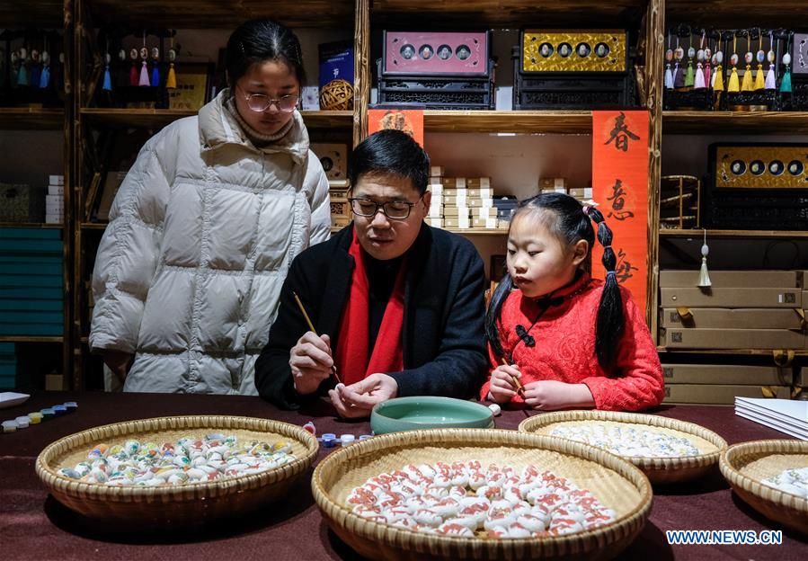 CHINA-ZHEJIANG-TONGXIANG-SILKWORM COCOON PAINTING (CN)