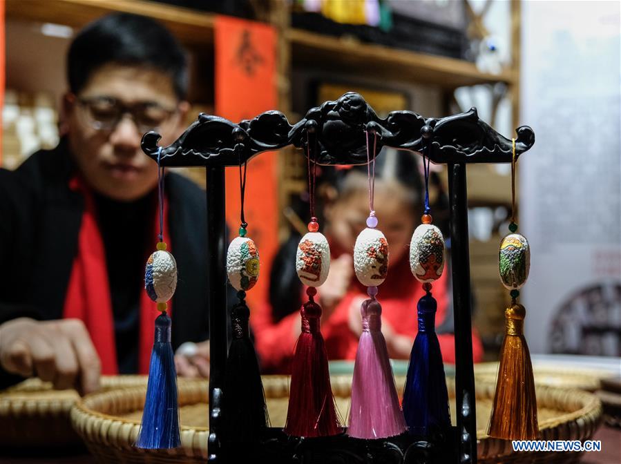 CHINA-ZHEJIANG-TONGXIANG-SILKWORM COCOON PAINTING (CN)