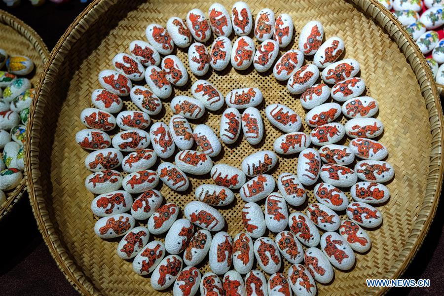 CHINA-ZHEJIANG-TONGXIANG-SILKWORM COCOON PAINTING (CN)