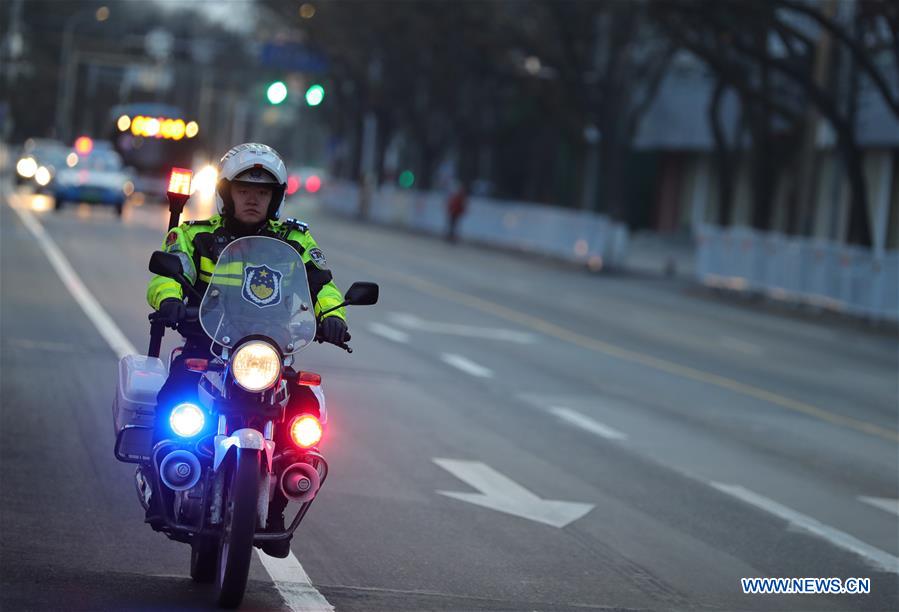CHINA-GANSU-LANZHOU-LUNAR NEW YEAR EVE-TRAFFIC POLICE (CN)