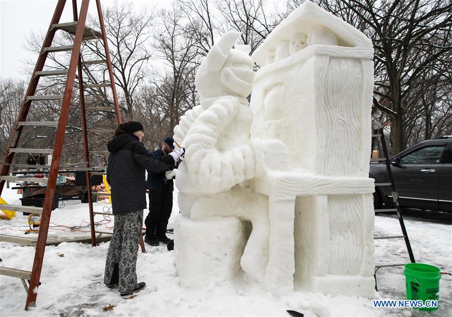 U.S.-CHICAGO-SNOW-SCULPTING COMPETITION 