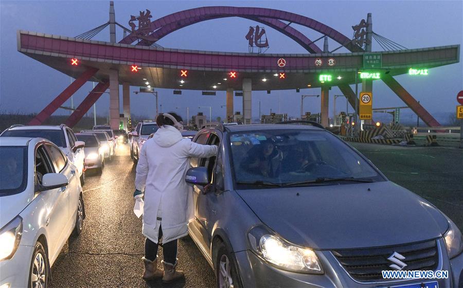 #CHINA-HEBEI-ZUNHUA-CORONAVIRUS-HIGHWAY-CHECKPOINTS(CN)