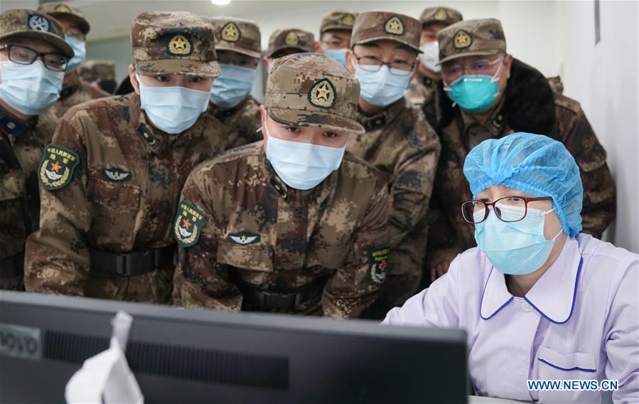 CHINA-WUHAN-MILITARY MEDICS-AID(CN)