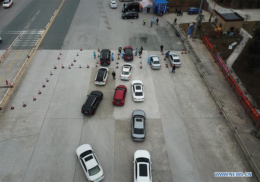 CHINA-HUNAN-XINHUA-EXPRESSWAY-TEMPERATURE CHECK (CN)