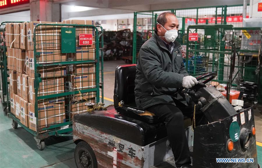 CHINA-WUHAN-CORONAVIRUS-SUPPLY TRANSPORT (CN)