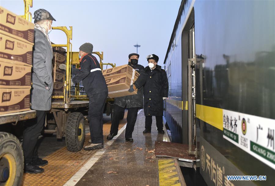 #CHINA-XINJIANG-RAILWAY-SUPPLY-AID (CN)