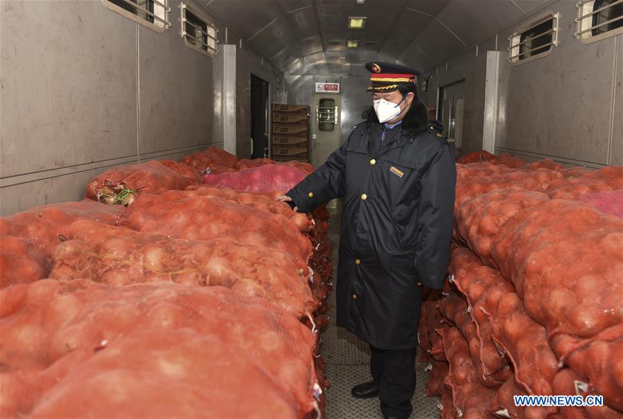 #CHINA-XINJIANG-RAILWAY-SUPPLY-AID (CN)