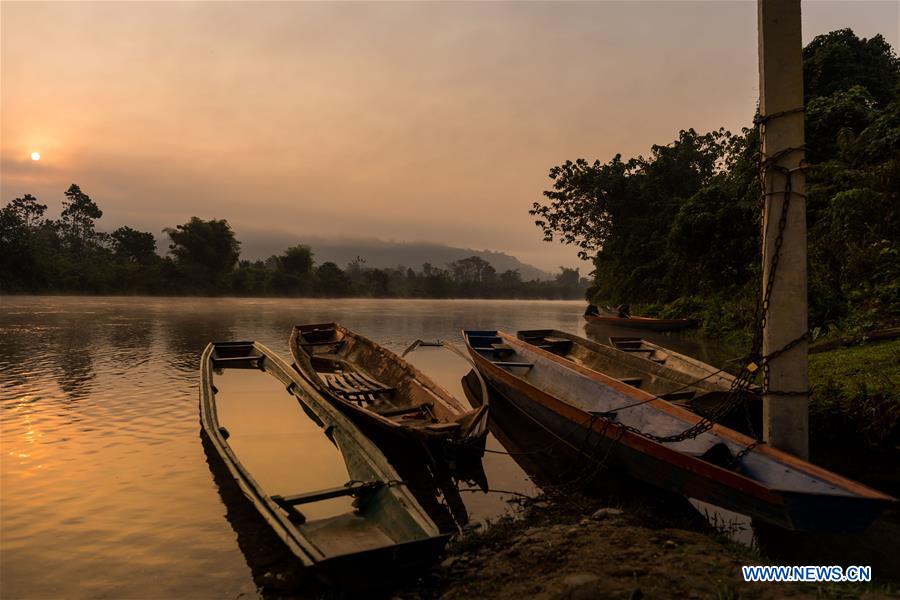 LAOS-VIENTIANE PROVINCE-RURAL SCENERY