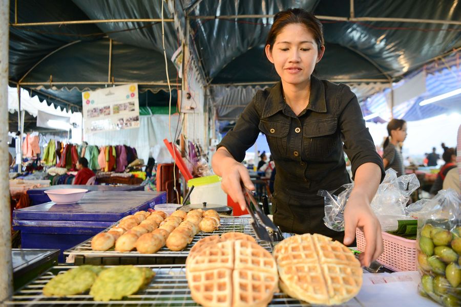 Laos holds food festival to boost women's entrepreneurship - Xinhua