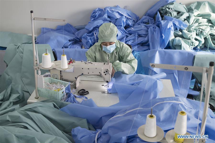 CHINA-HEILONGJIANG-PROTECTIVE SUITS-PRODUCTION (CN)