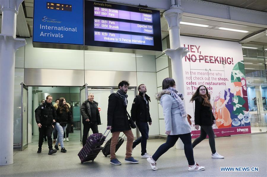 BRITAIN-LONDON-PASSENGERS-AFTER BREXIT