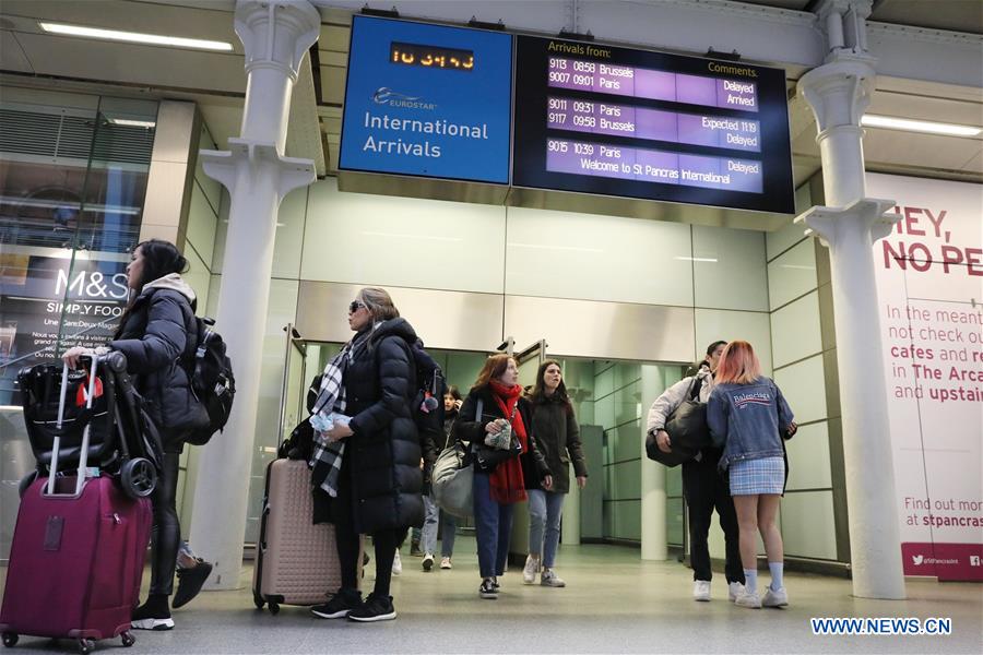 BRITAIN-LONDON-PASSENGERS-AFTER BREXIT