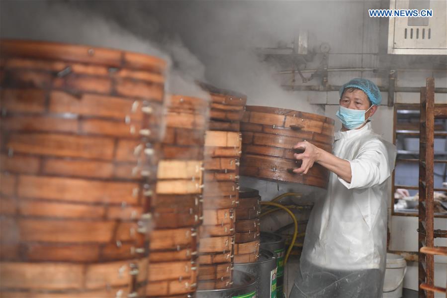 CHINA-HUNAN-CHANGSHA-CORONAVIRUS FIGHT-STEAMED STUFFED BUN (CN)