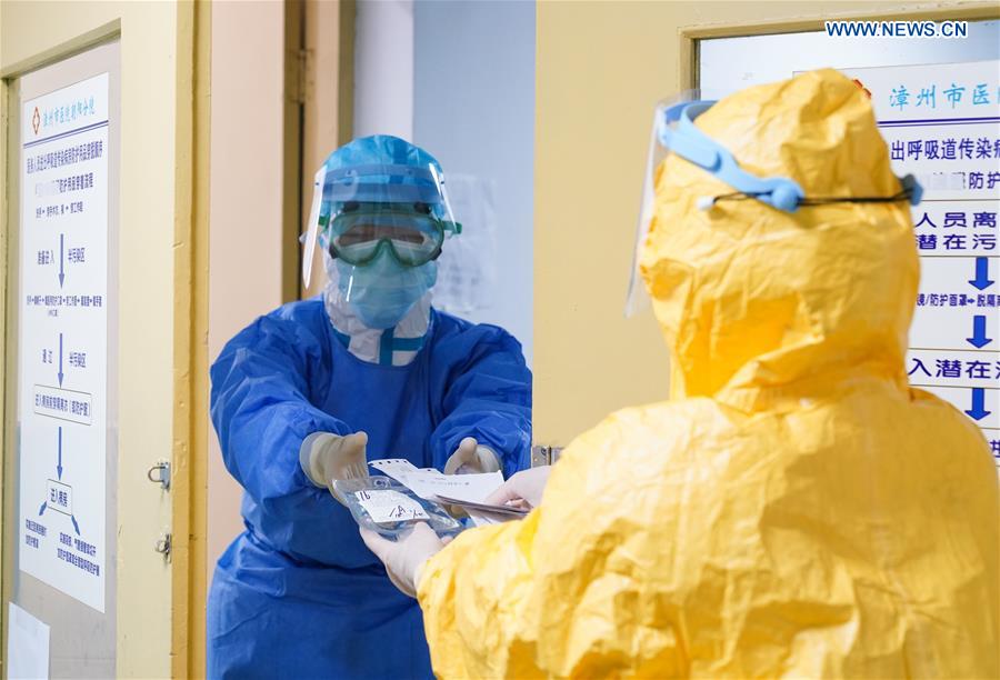 CHINA-FUJIAN-CORONAVIRUS-HOSPITAL-MEDICAL WORKERS (CN)