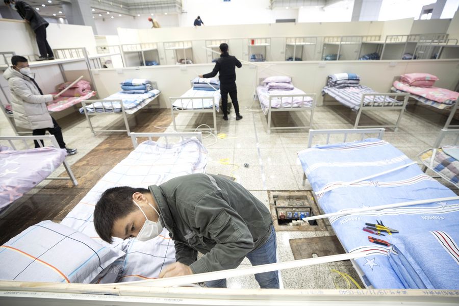 Wuhan Creates More Makeshift Hospitals as Authorities Vow to Leave No Virus-Infected Patient Unattended