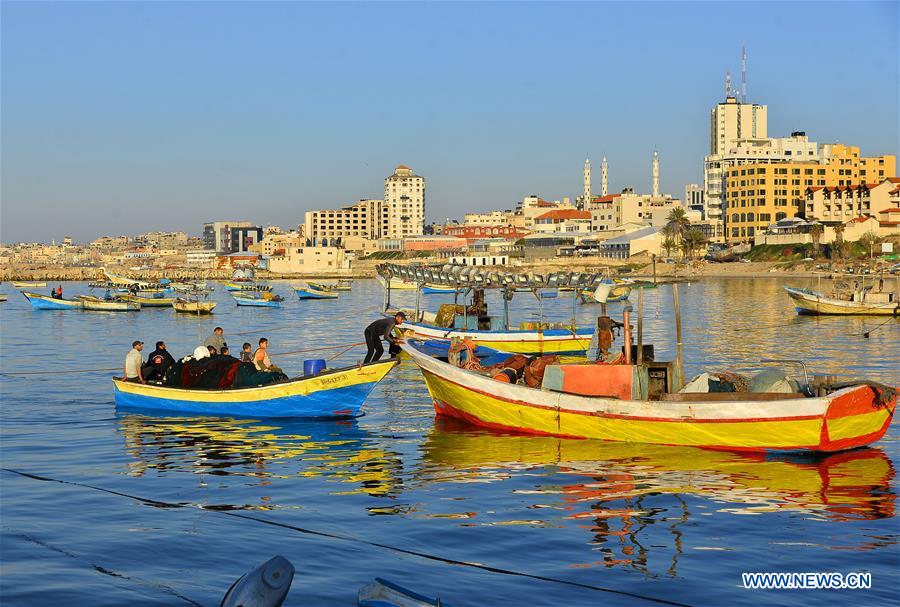 MIDEAST-GAZA-FISHING ZONE-REDUCING