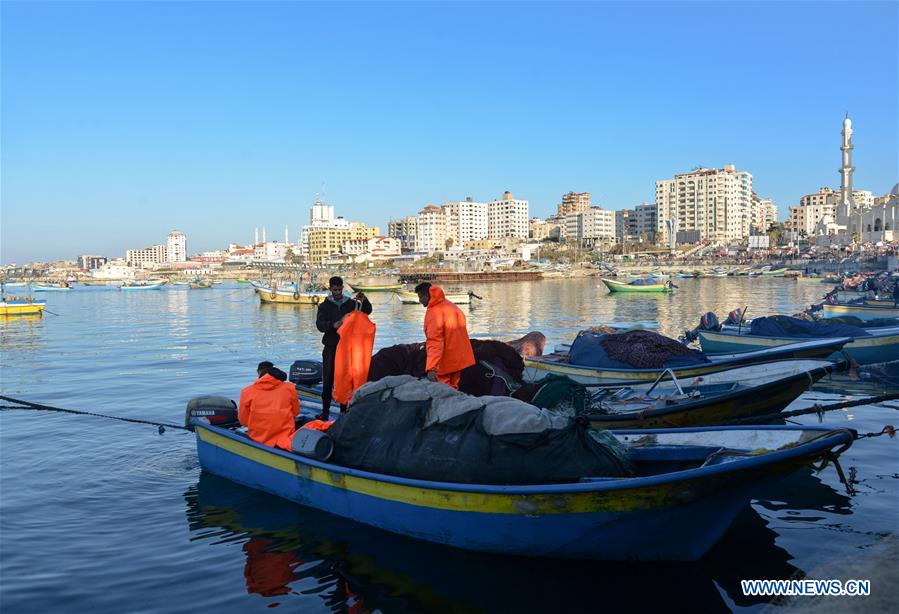 MIDEAST-GAZA-FISHING ZONE-REDUCING