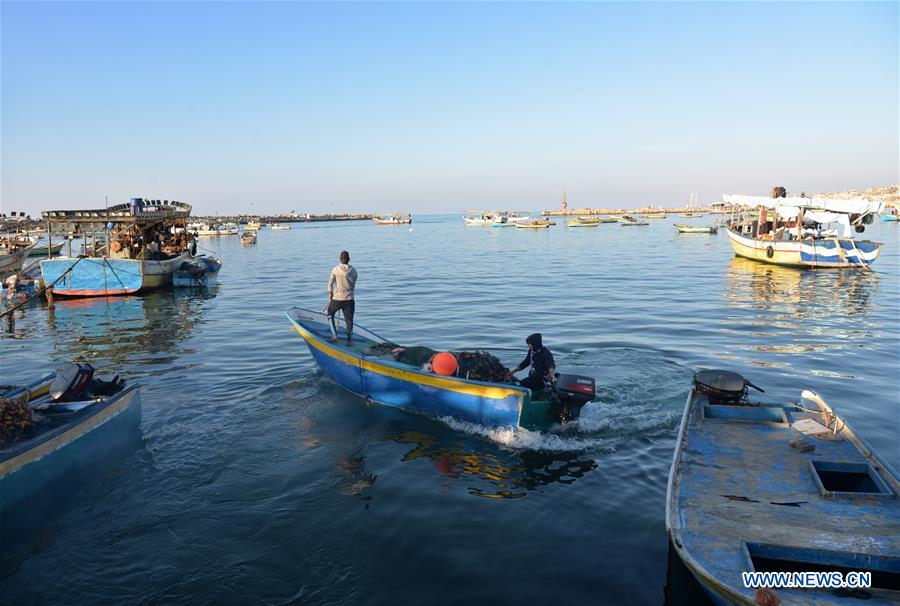 MIDEAST-GAZA-FISHING ZONE-REDUCING