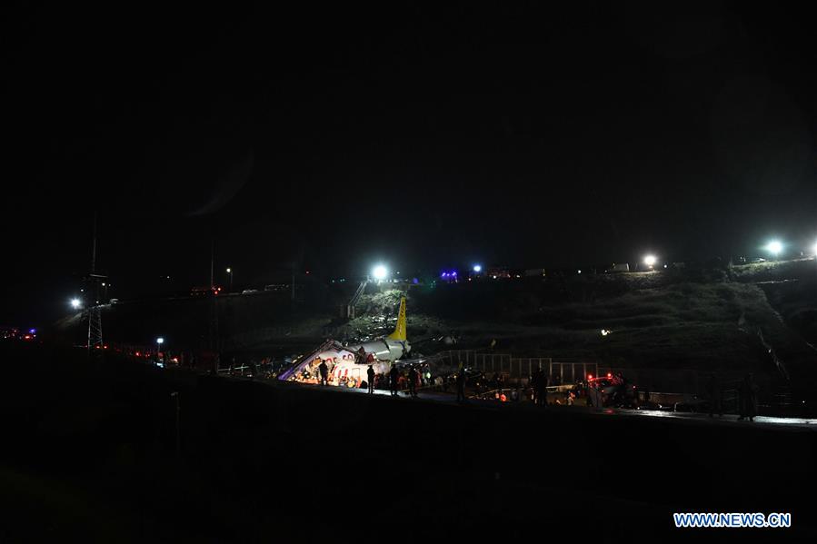 TURKEY-ISTANBUL-PLANE-SLIDING OFF