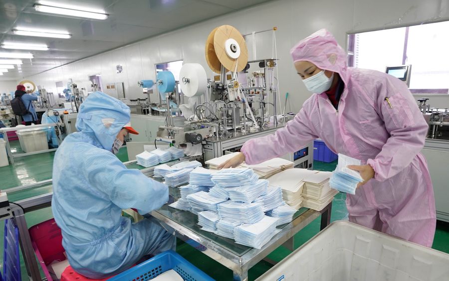 China Mask makers go all out in fight against novel coronavirus - Xinhua | English.news.cn