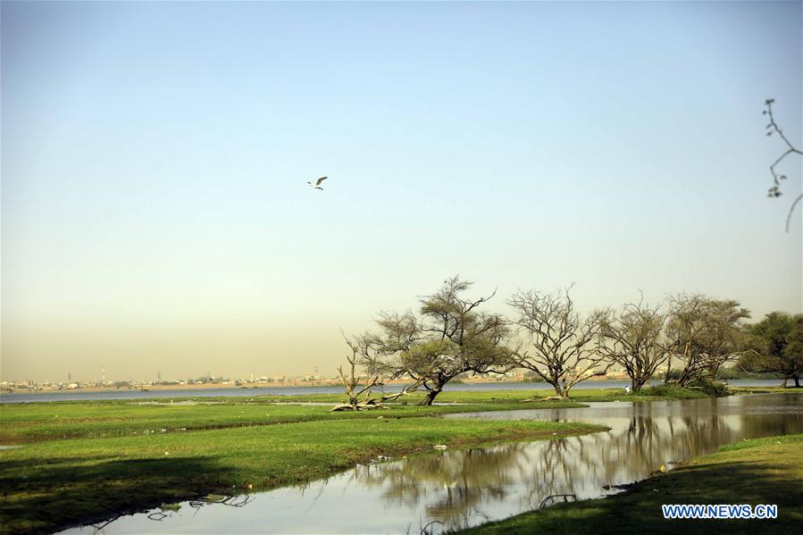 SUDAN-KHARTOUM-BANK-SCENERY
