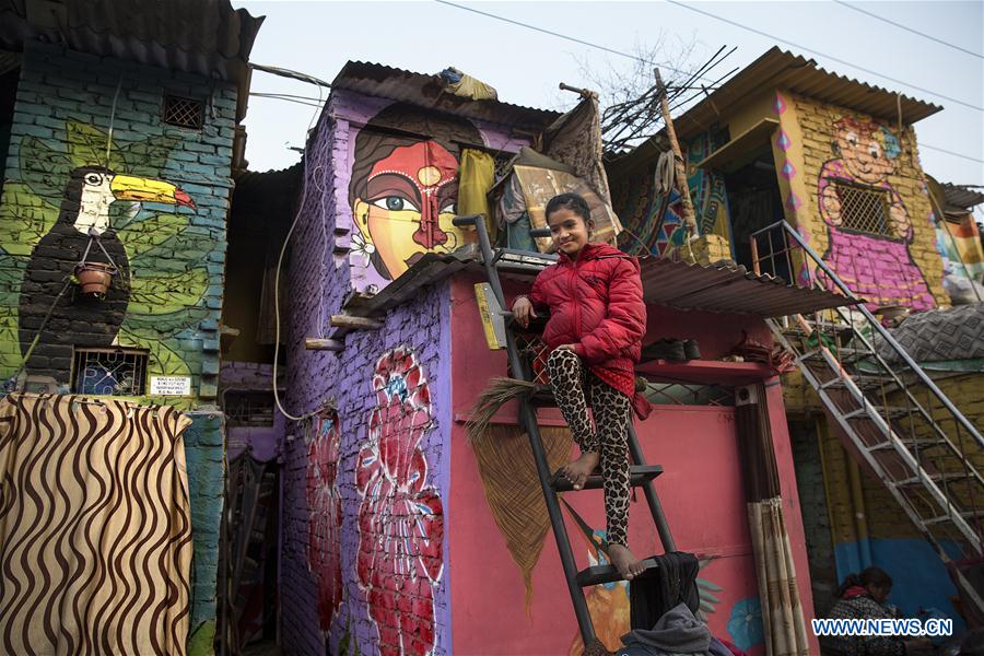 INDIA-NEW DELHI-SLUMS-MURALS
