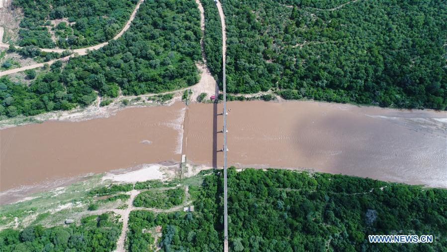 BOLIVIA-SANTA CRUZ-HIGHWAY BRIDGE-OPERATION