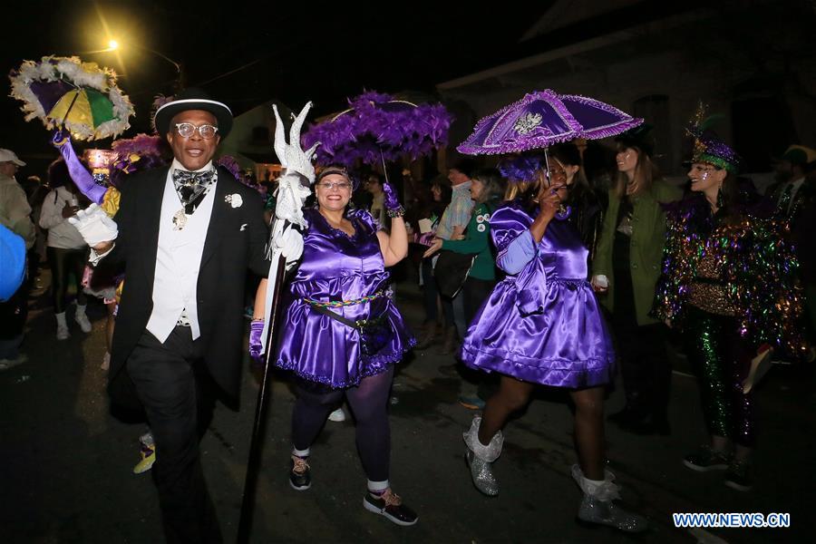 U.S.-LOUISIANA-NEW ORLEANS-MARDI GRAS CARNIVAL-PARADE