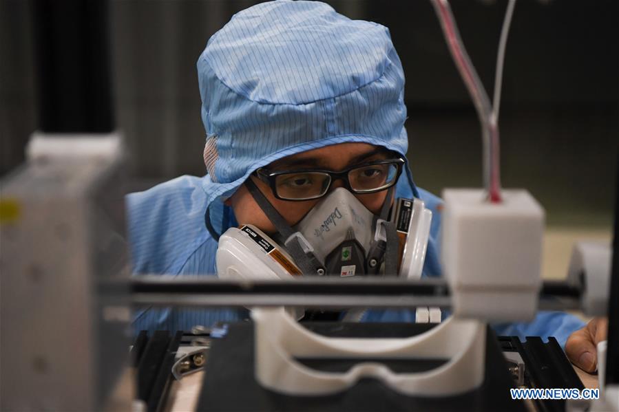 CHINA-HUNAN-CHANGSHA-CORONAVIRUS-GOGGLES-3D PRINTING (CN)