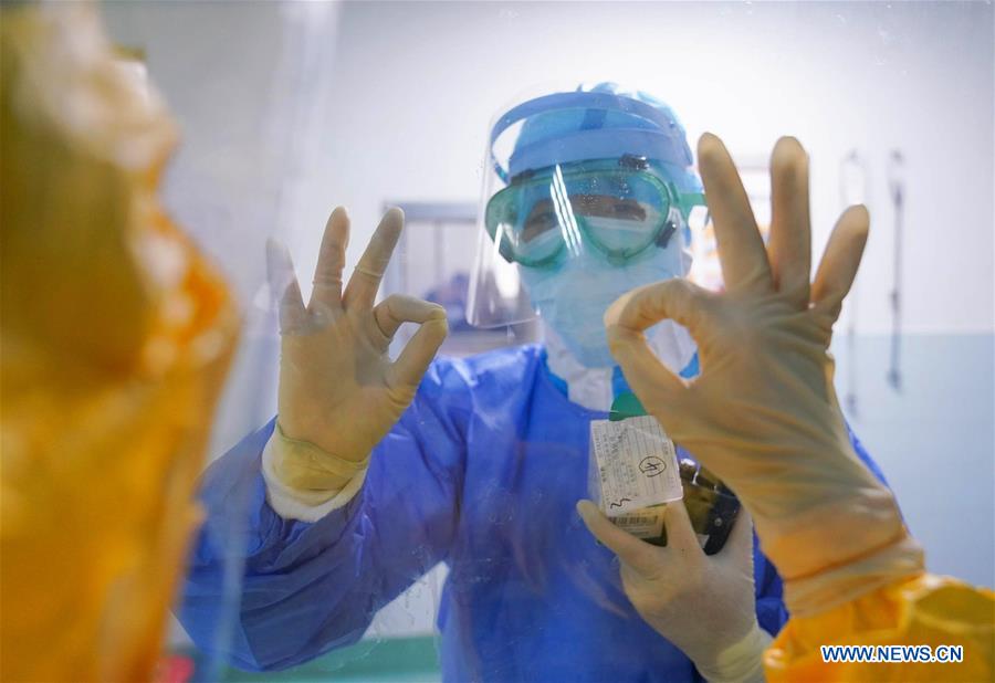 (PORTRAITS)CHINA-FIGHT AGAINST NOVEL CORONAVIRUS-"WE STAND ALONE TOGETHER"(CN)